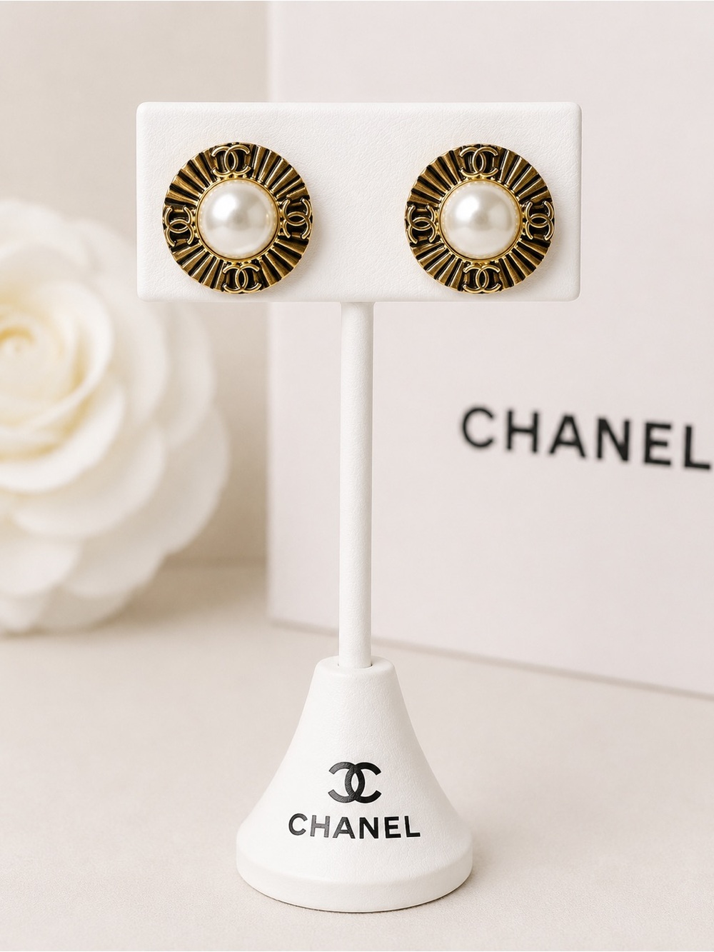 Chanel Pearl Center Gold-Tone Round stud Earrings